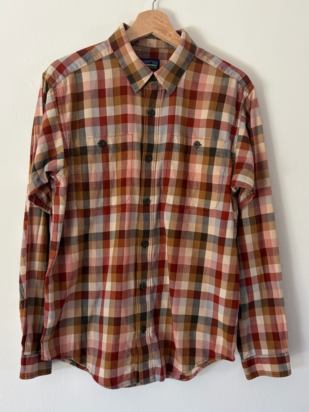 Patagonia Men’s Long-Sleeved Pima Cotton Shirt Plaid Organic Cotton Size Small